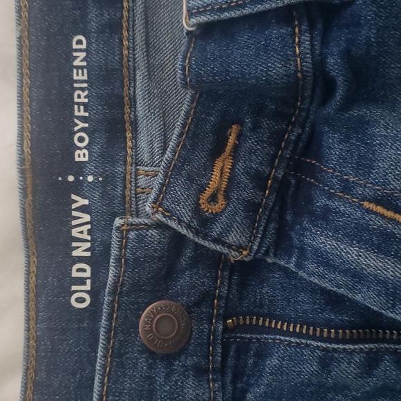 Denim shorts - Picture 3 of 4